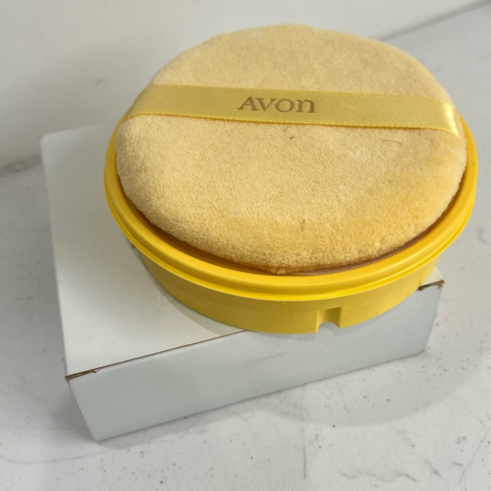 Avon Gold Setting Powder Spray - Picture 3 of 4